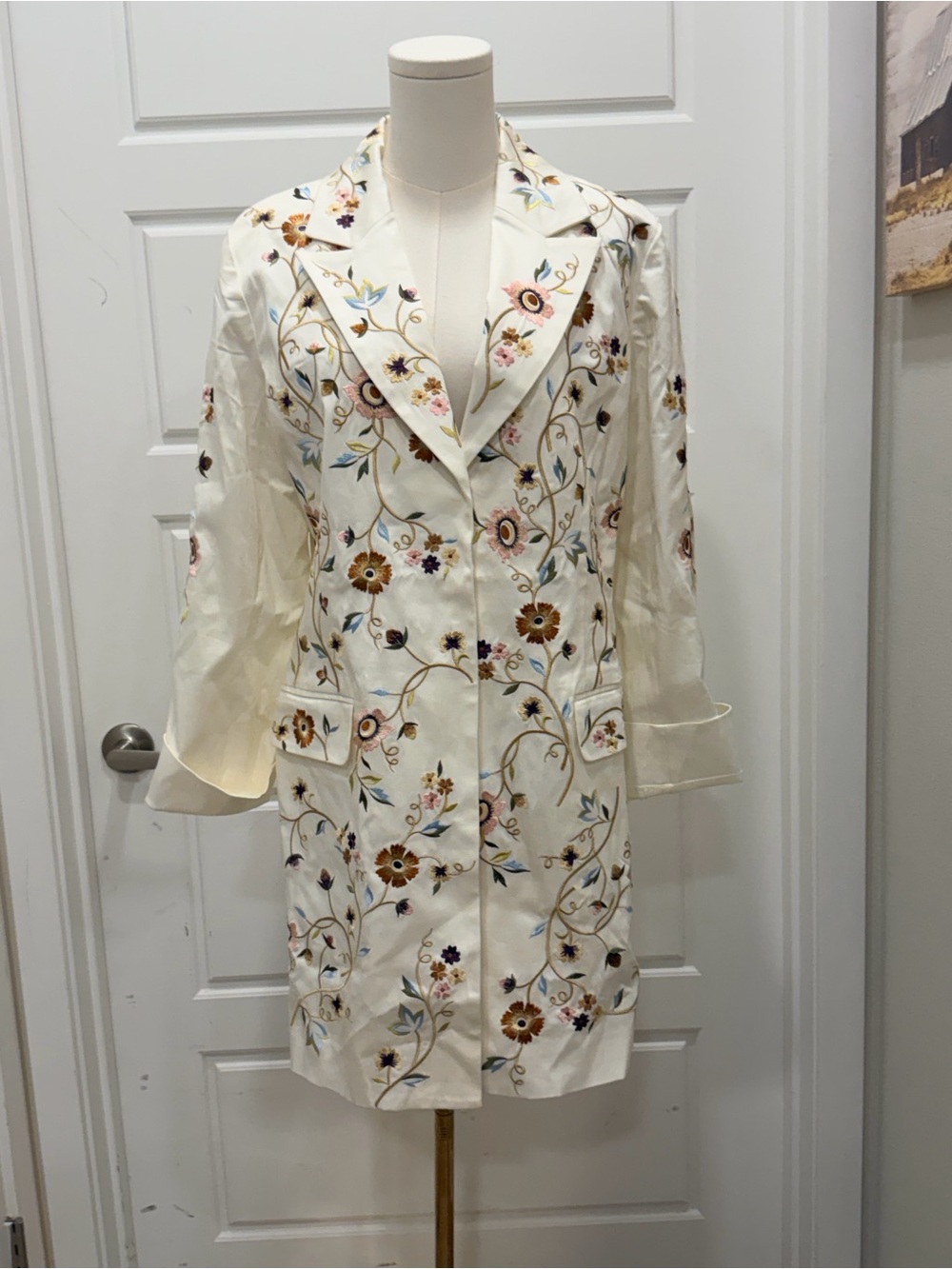Blaine Trump Embroidered Floral Satin Sleep Shirt - Ivory NWT - Picture 2 of 13